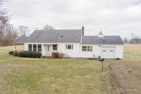 Photo of 1544 Johnsville Brookville Road, Brookville, OH 45309 (MLS # 949824)