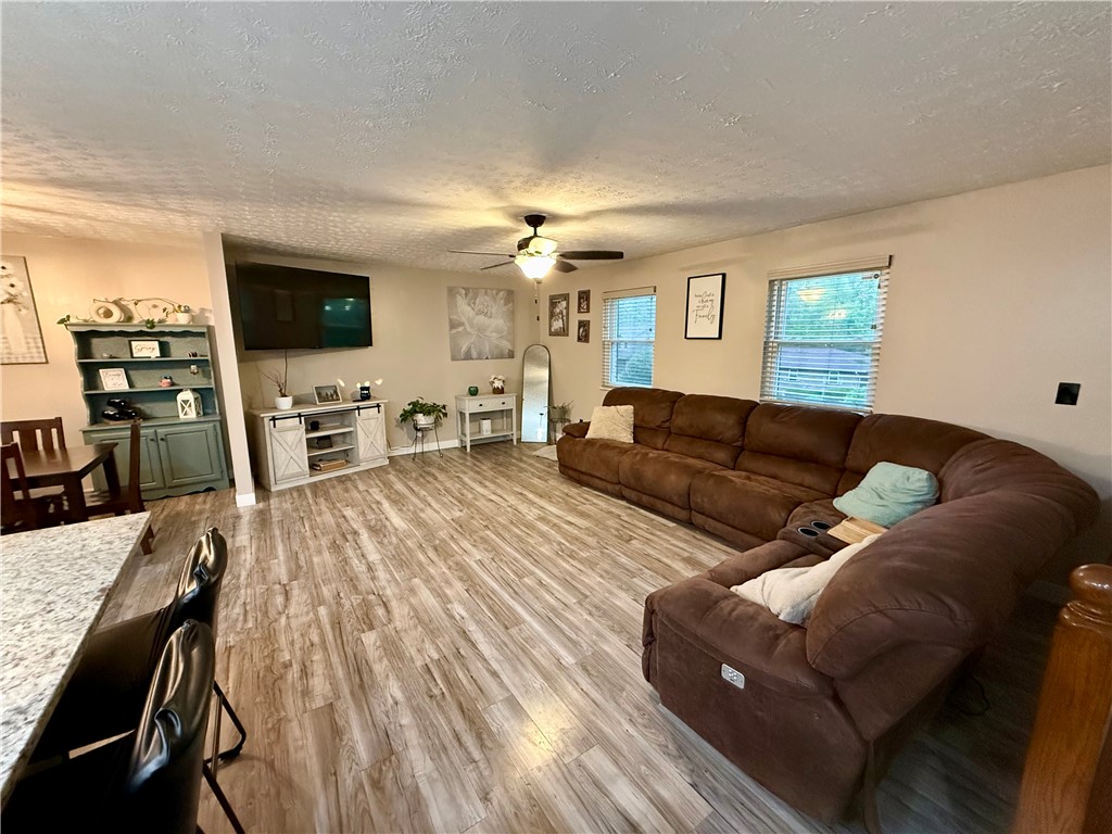 266 Crest Hill Avenue