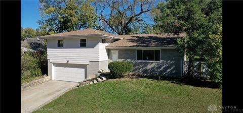 Photo of 1676 Tennyson Avenue, Dayton, OH 45406 (MLS # 945593)