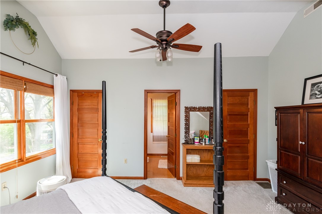 2387 Maple Drive, Beavercreek, Ohio image 36
