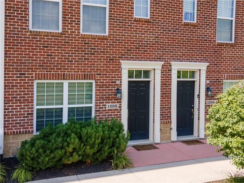 Condo For Sale - 1205 Parklake Row<br/> Warren County, Springboro, OH 45066