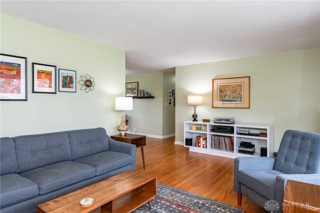 2335 Brookdale Drive, Springfield, Ohio image 7