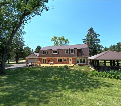 Photo of 2791 Harvey Road, Mason, OH 45040 (MLS # 936734)