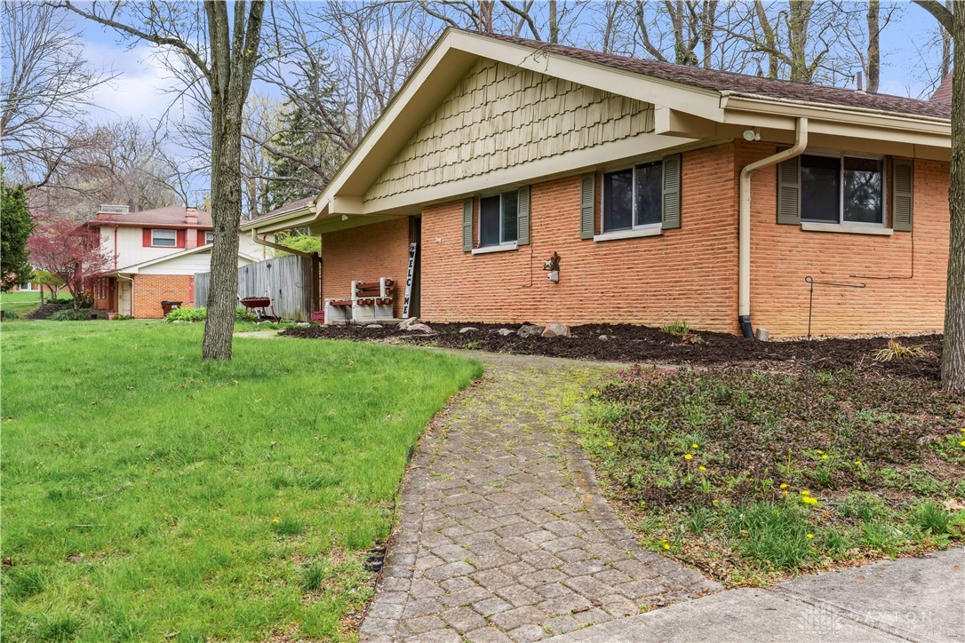 5262 Bittersweet Drive, Washington, Ohio image 4