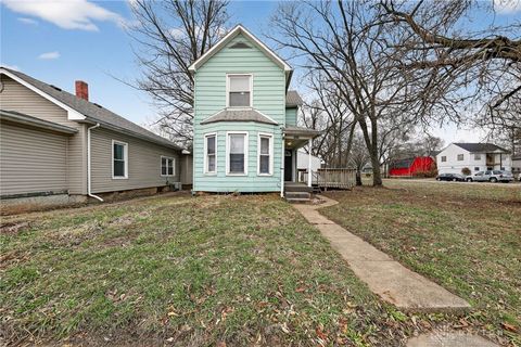 Photo of 1621 Lafayette Avenue, Middletown, OH 45044 (MLS # 950192)