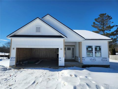 Photo of 1575 N Fairfield Road, Beavercreek, OH 45432 (MLS # 949959)