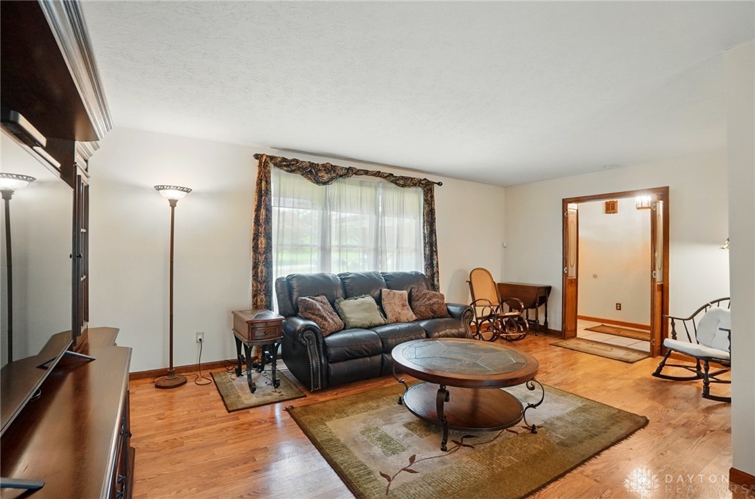 2009 Sundance Drive, Springfield, Ohio image 7