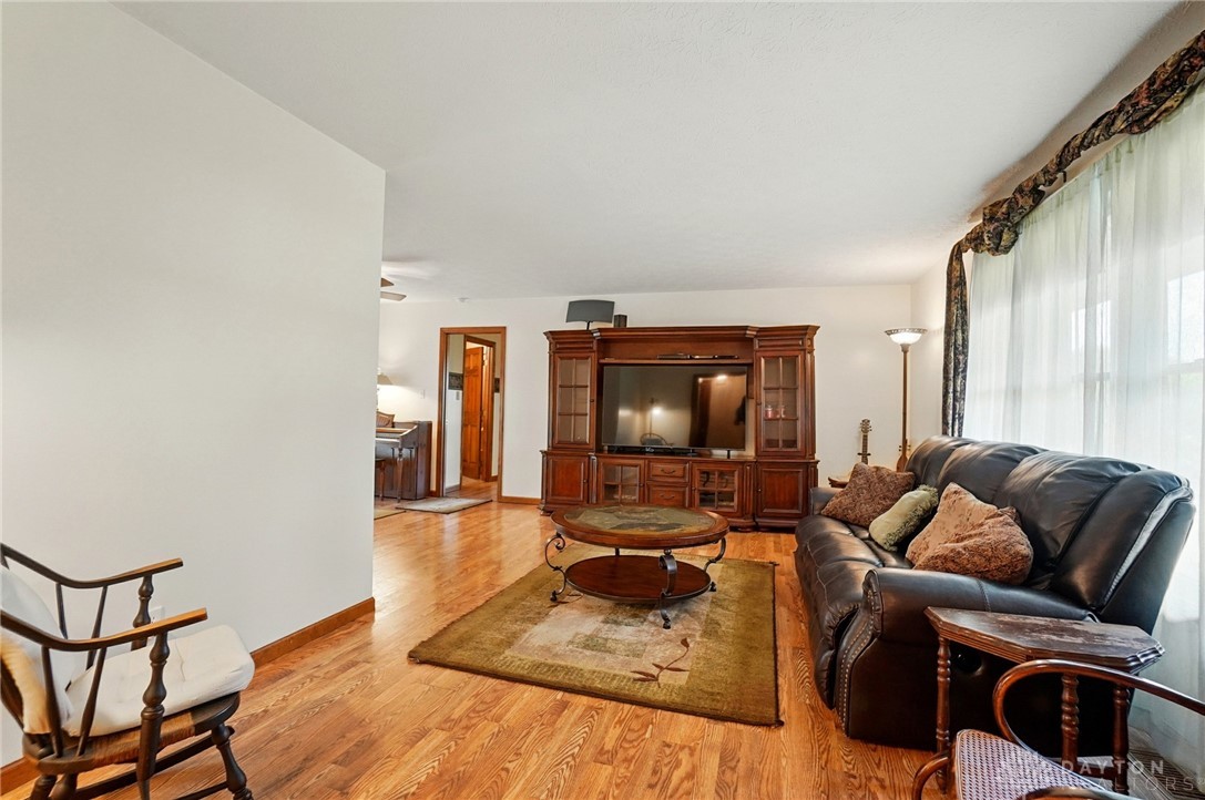 2009 Sundance Drive, Springfield, Ohio image 5