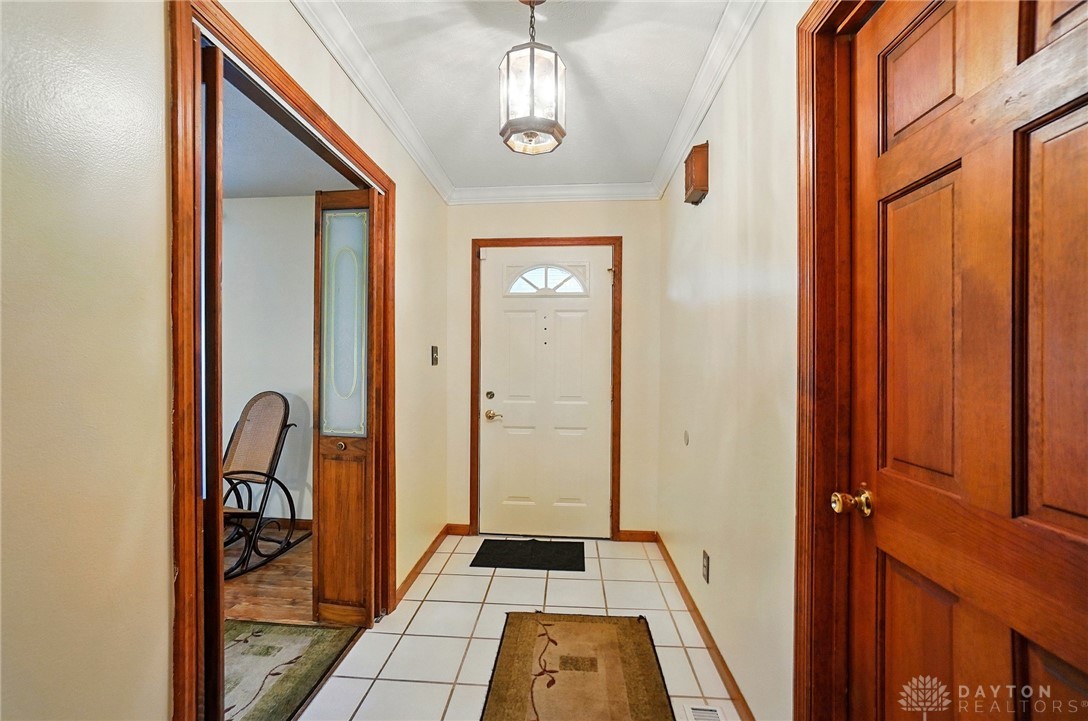 2009 Sundance Drive, Springfield, Ohio image 4