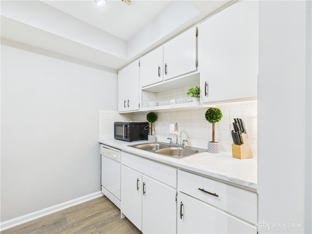 Dayton, Ohio 45439, United States, 1 Bedroom Bedrooms, ,1 BathroomBathrooms,Residential,Pending,97134