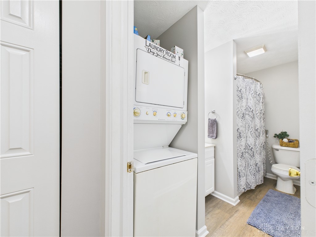 Dayton, Ohio 45439, United States, 1 Bedroom Bedrooms, ,1 BathroomBathrooms,Residential,Pending,97134