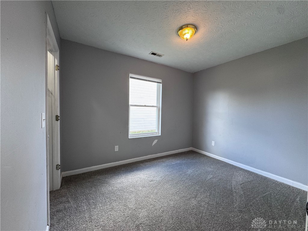 2333 Faircreek Ridge Drive, Fairborn, Ohio image 24