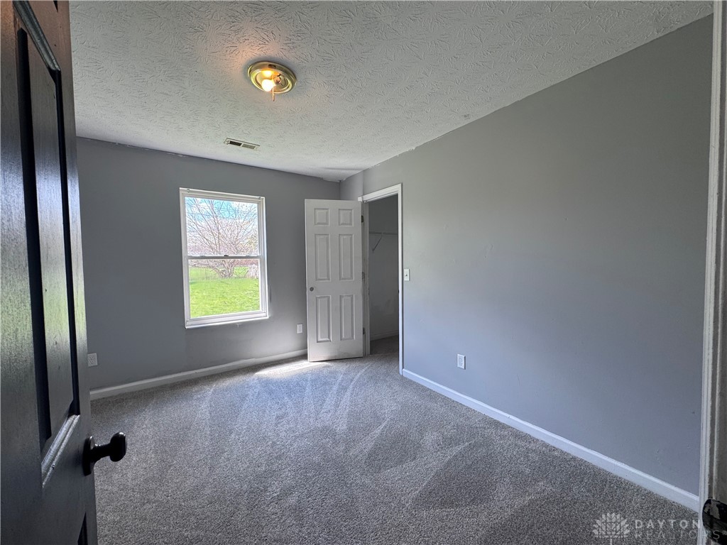 2333 Faircreek Ridge Drive, Fairborn, Ohio image 29
