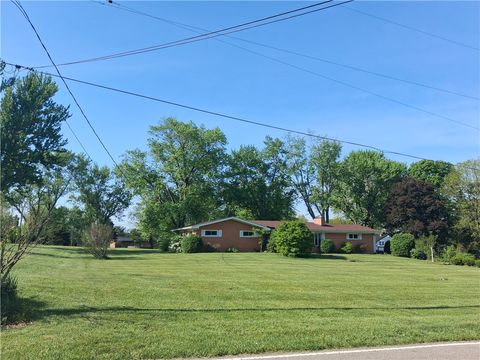 Photo of 6501 Locust Lane, Middletown, OH 45005 (MLS # 957513)