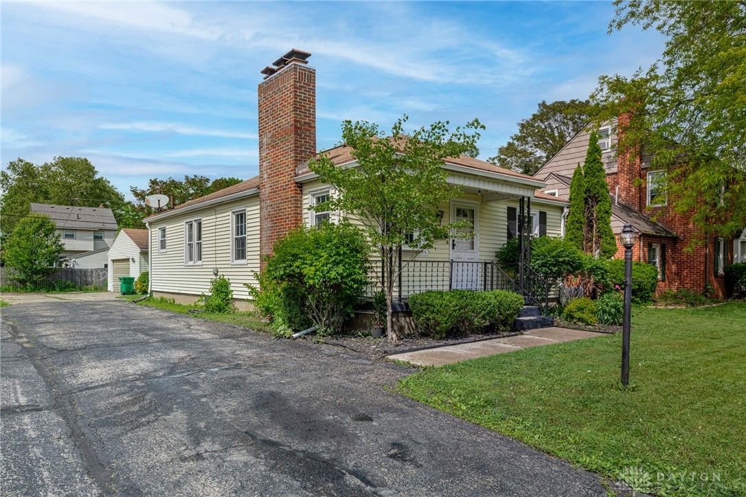 624 W 1st Street, Springfield, Ohio image 3