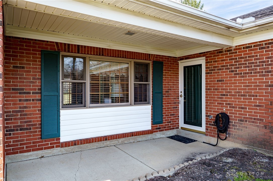 3036 Maginn Drive, Beavercreek, Ohio image 5