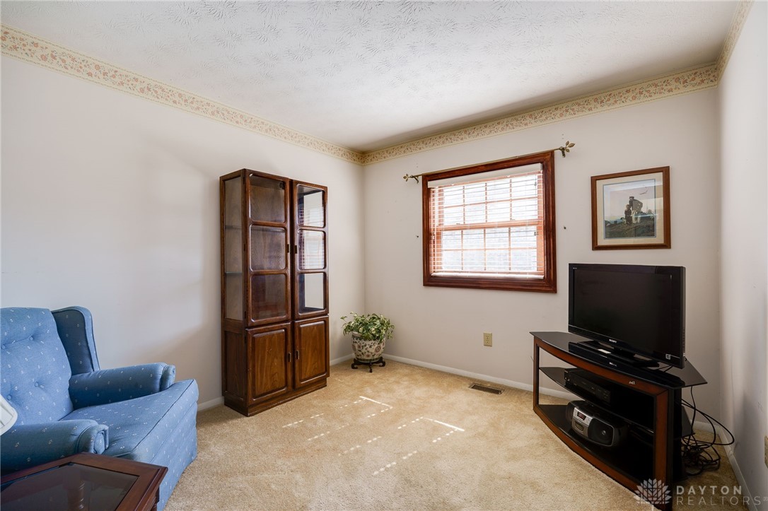 3036 Maginn Drive, Beavercreek, Ohio image 23