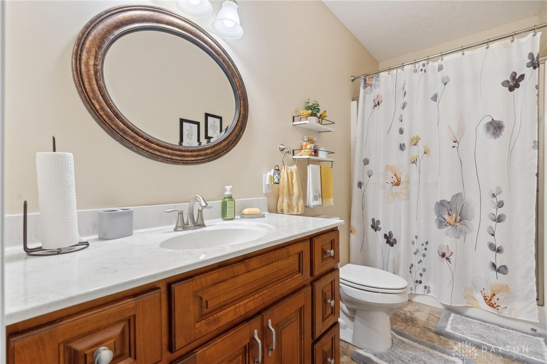 1061 Constitution Drive, Xenia, Ohio image 23