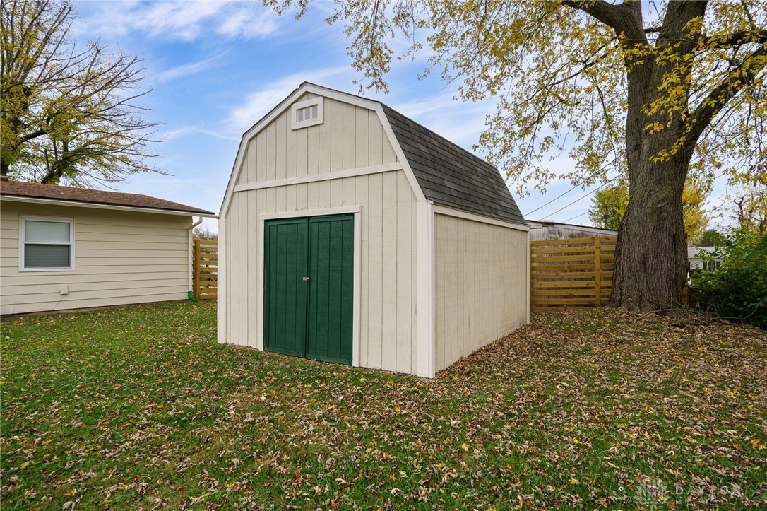 1645 Lundgren Road, New Carlisle, Ohio image 9