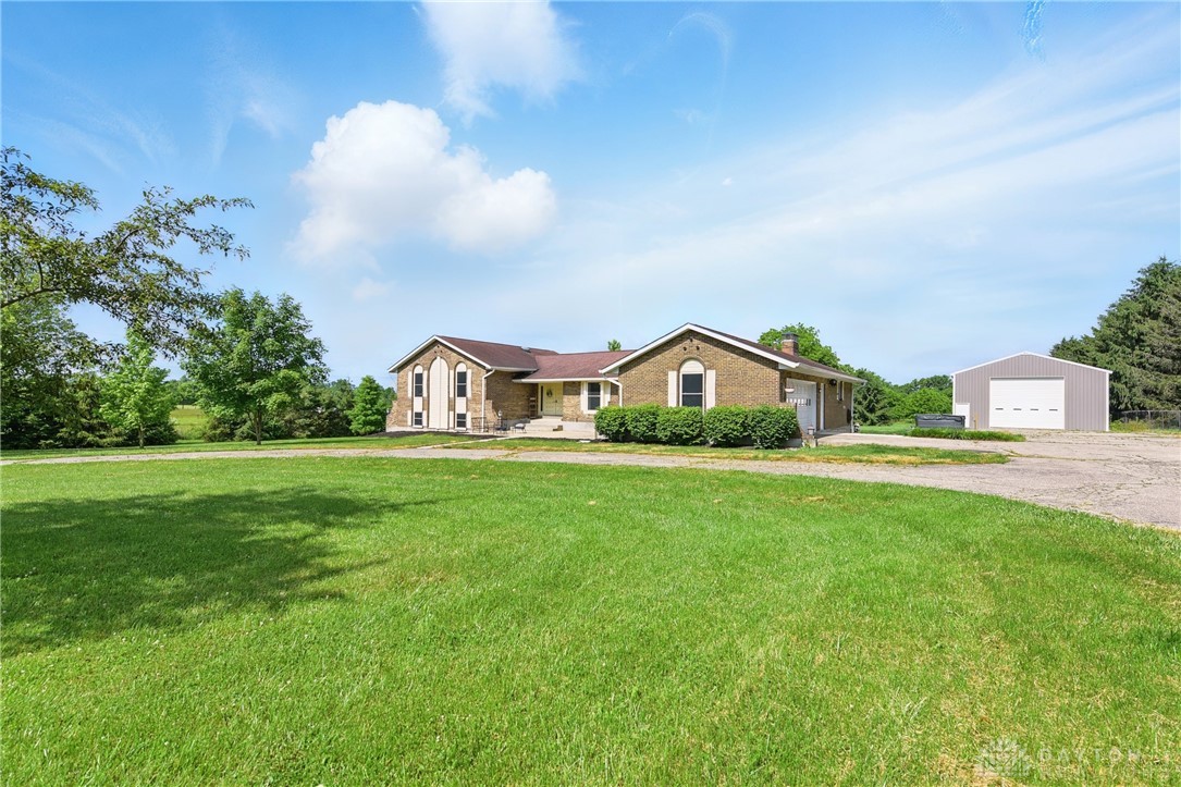 2841 Hart Road, Lebanon, Ohio image 2