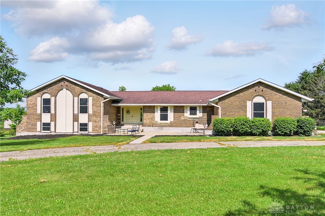 2841 Hart Road, Lebanon, Ohio image 1