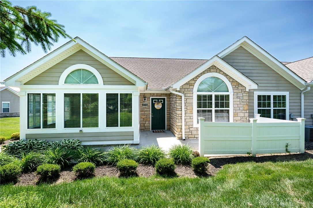 4734 Cobblestone Drive, Tipp City, Ohio image 5