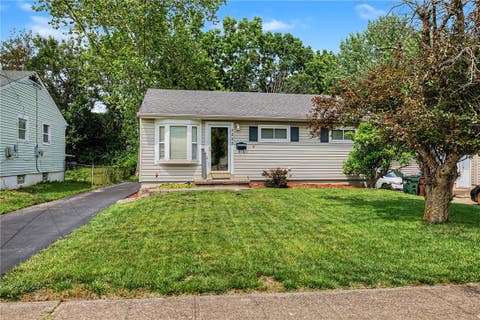 Homes For Sale - 3288 Lapland Drive<br/> Cincinnati, OH 45239