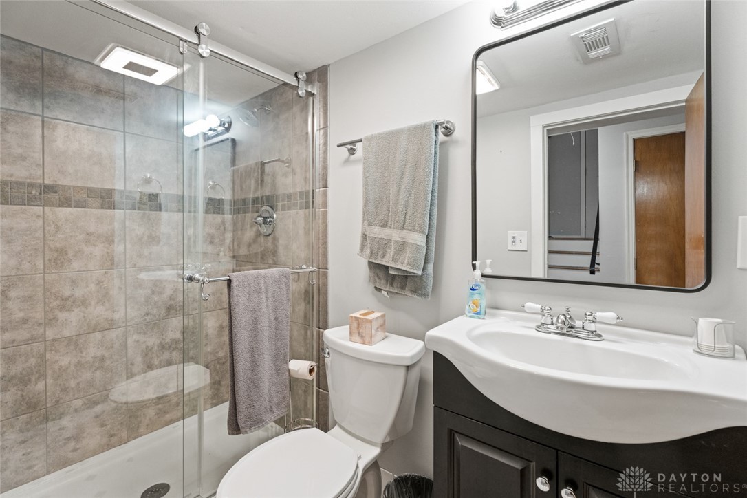 199 Golfwood Drive, Dayton, Ohio image 37