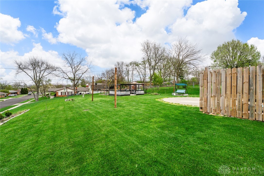199 Golfwood Drive, Dayton, Ohio image 11