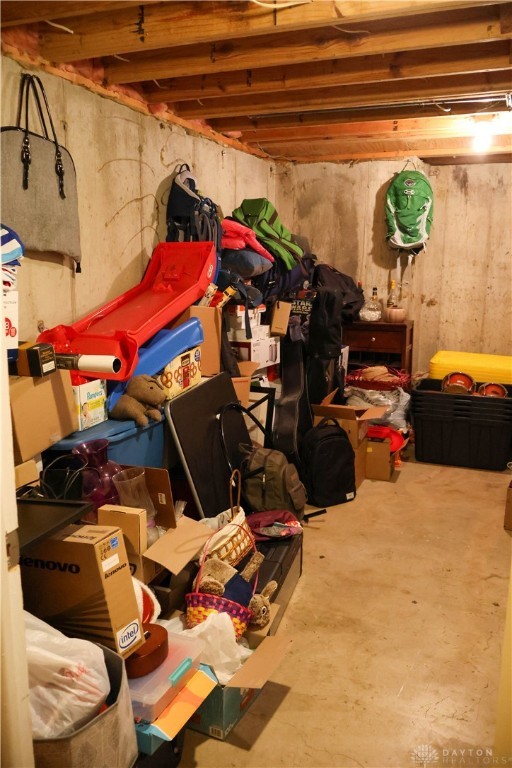 Dayton, Ohio 45415, United States, 4 Bedrooms Bedrooms, ,3 BathroomsBathrooms,Residential,Active,187397