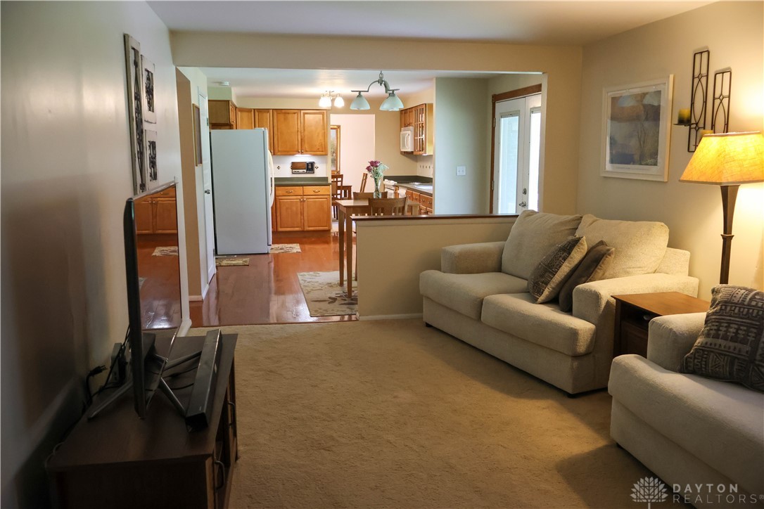 Dayton, Ohio 45415, United States, 4 Bedrooms Bedrooms, ,3 BathroomsBathrooms,Residential,Active,187397