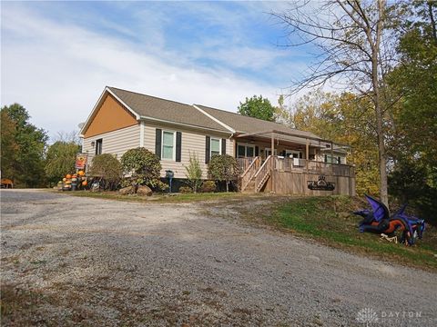 Photo of 3338 Mclean Road, Franklin, OH 45005 (MLS # 946154)