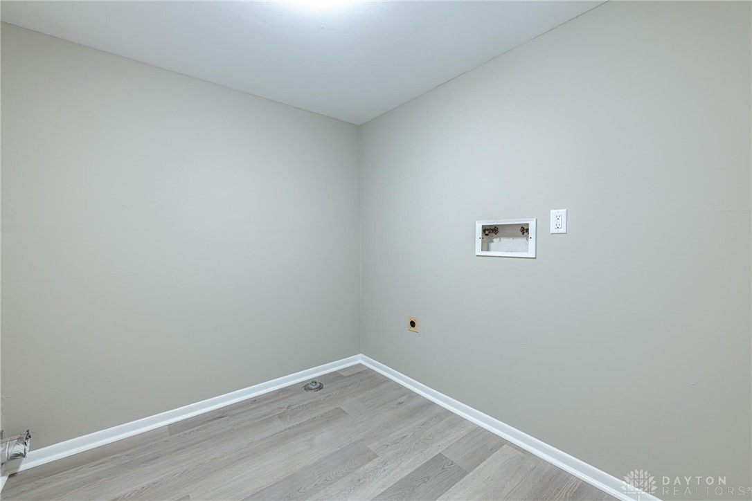 3108 Leonora Drive, Kettering, Ohio image 28