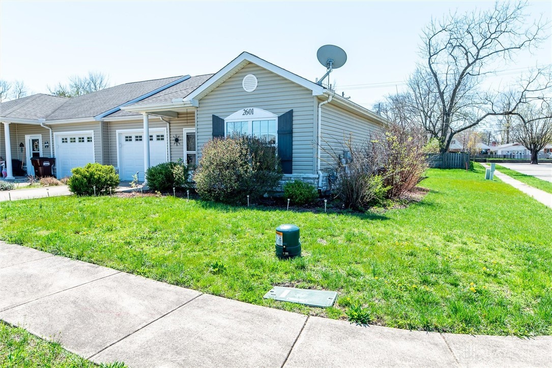 2601 Maddix Drive, Dayton, Ohio image 2