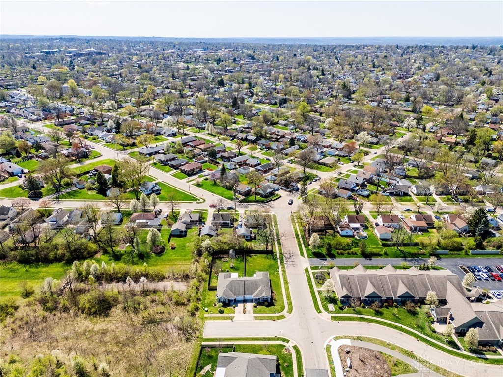 2601 Maddix Drive, Dayton, Ohio image 35