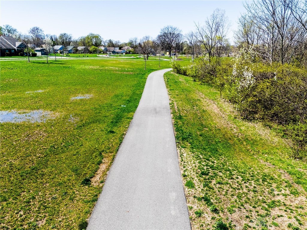 2601 Maddix Drive, Dayton, Ohio image 33