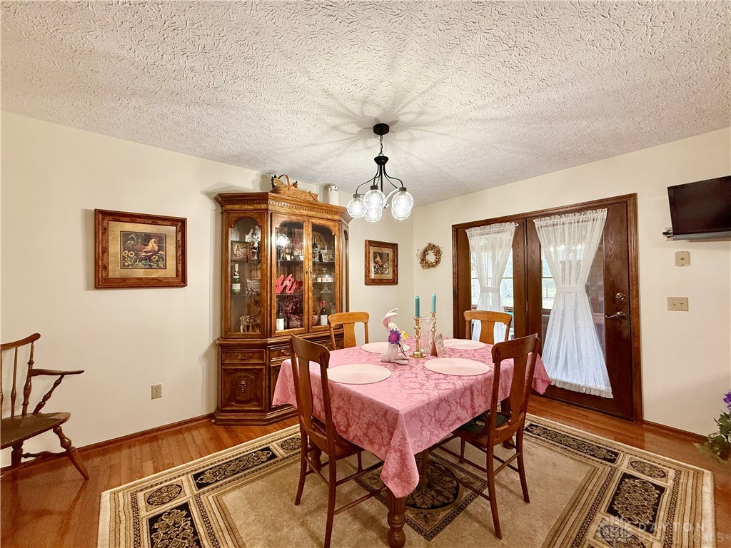 4920 Spring Valley Road, London, Ohio image 19
