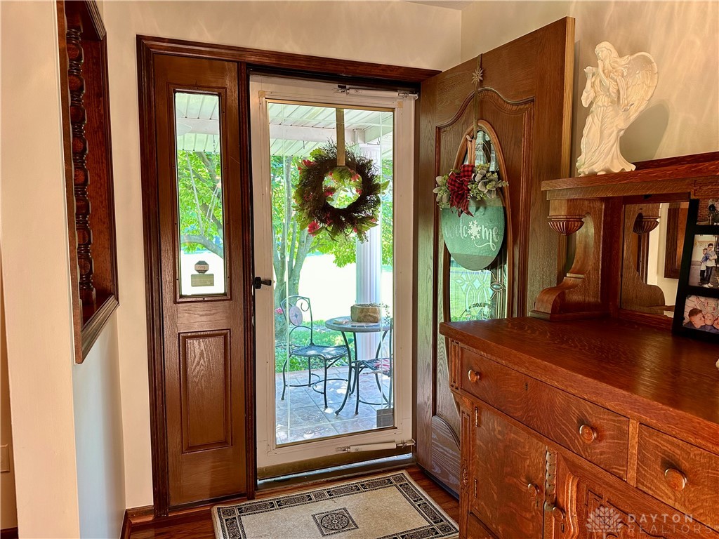 4920 Spring Valley Road, London, Ohio image 11