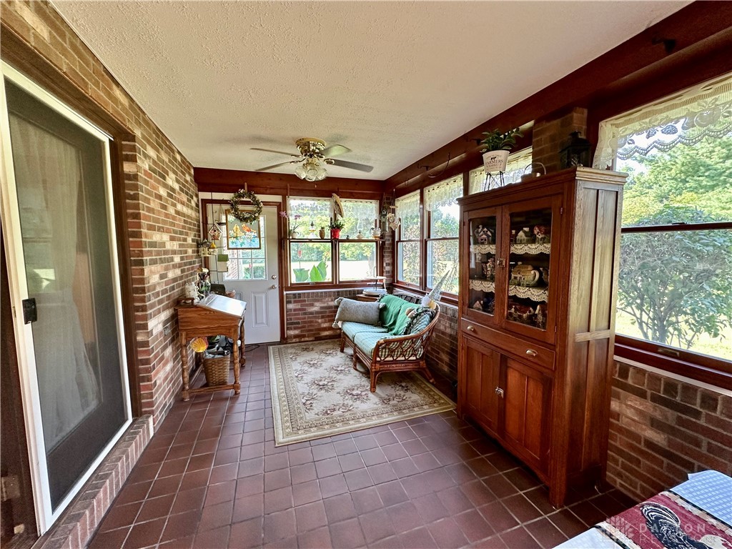 4920 Spring Valley Road, London, Ohio image 32