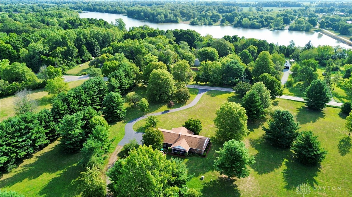 4920 Spring Valley Road, London, Ohio image 6