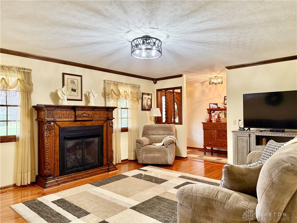 4920 Spring Valley Road, London, Ohio image 16