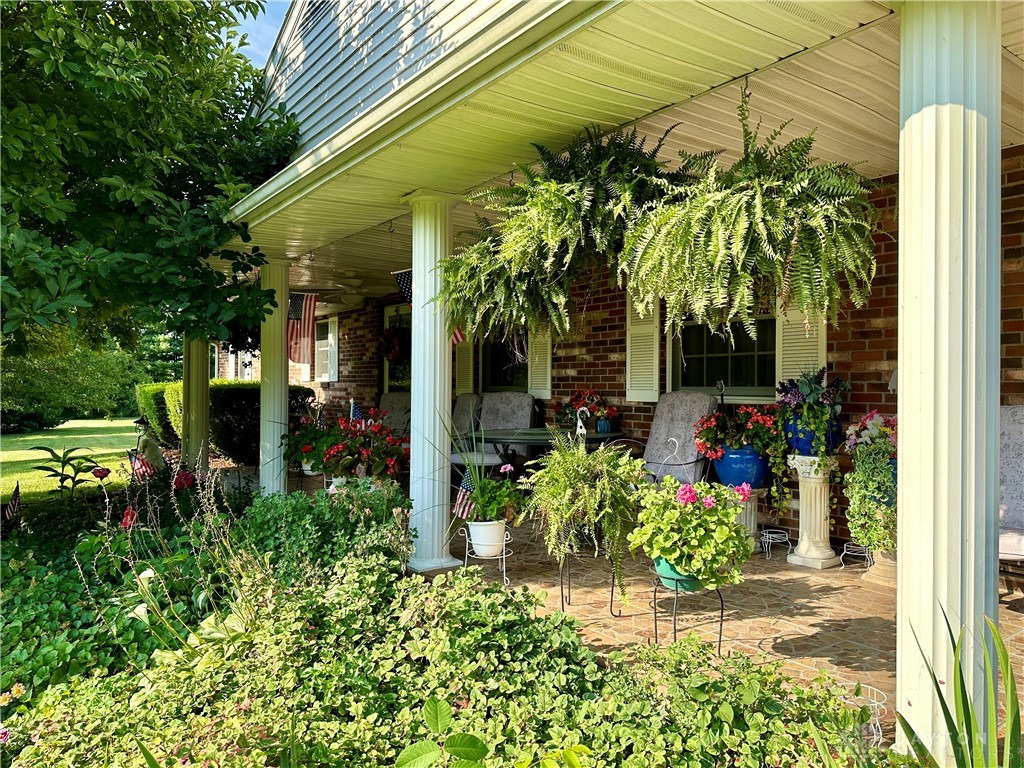 4920 Spring Valley Road, London, Ohio image 9