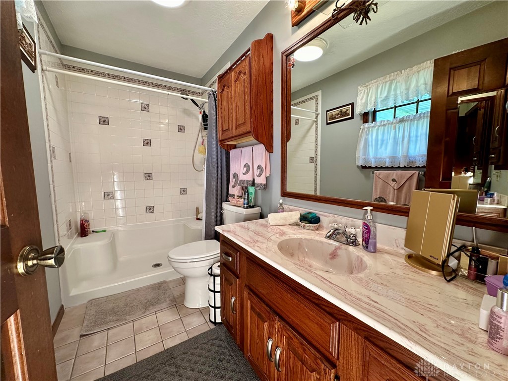 4920 Spring Valley Road, London, Ohio image 50