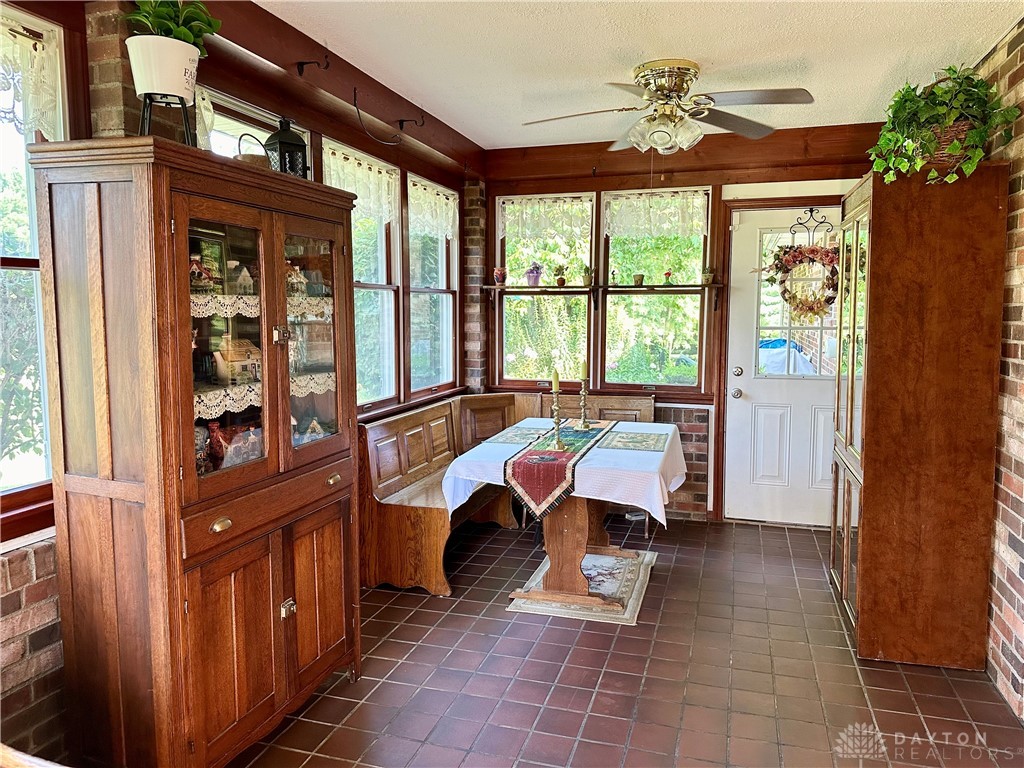 4920 Spring Valley Road, London, Ohio image 29