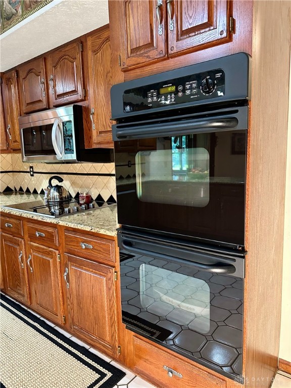 4920 Spring Valley Road, London, Ohio image 25