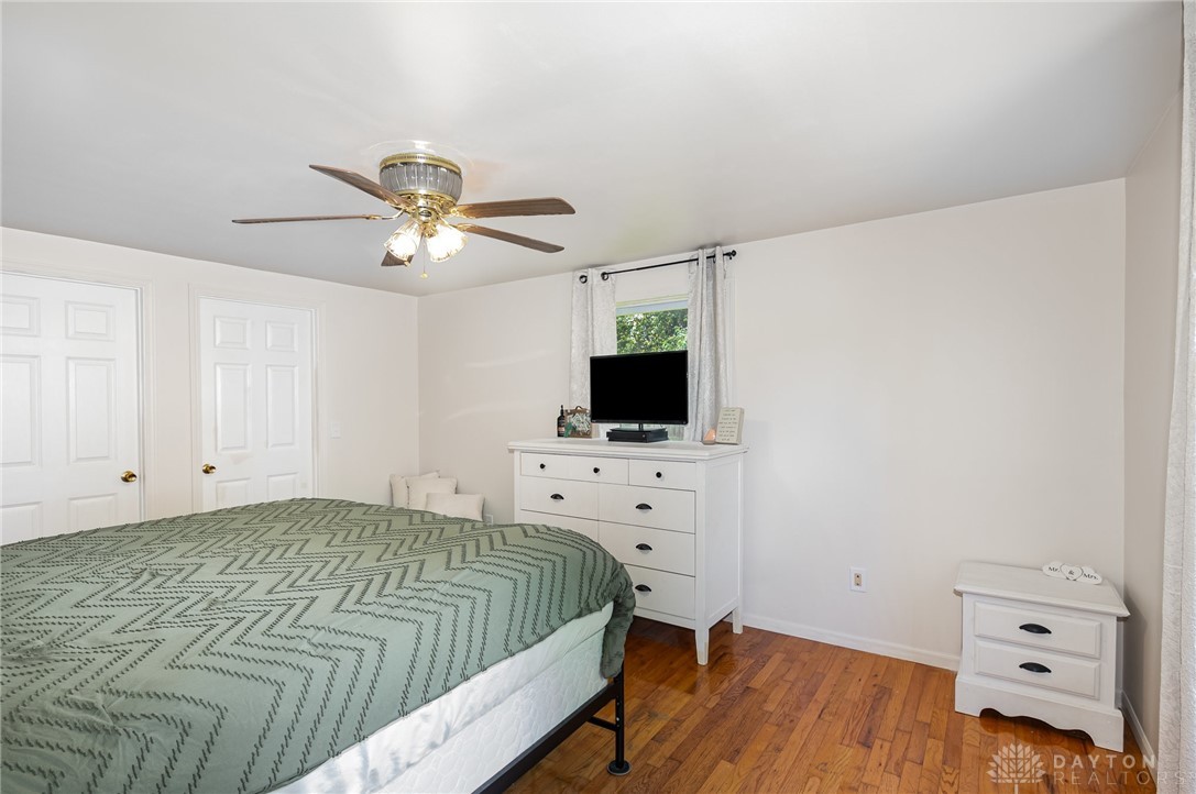 1483 S Burnett Road, Springfield, Ohio image 11