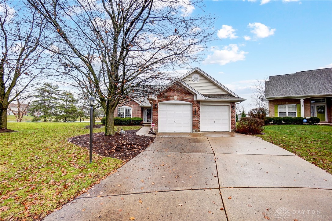 4219 Rosefinch Way, Miamisburg, Ohio image 1