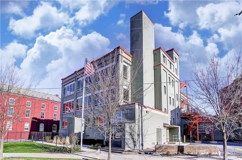 Photo for 207 E 6th Street 302