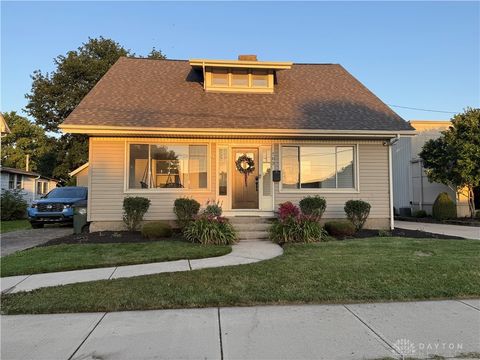Homes For Sale - 703 N Market Street<br/> Troy, OH 45373