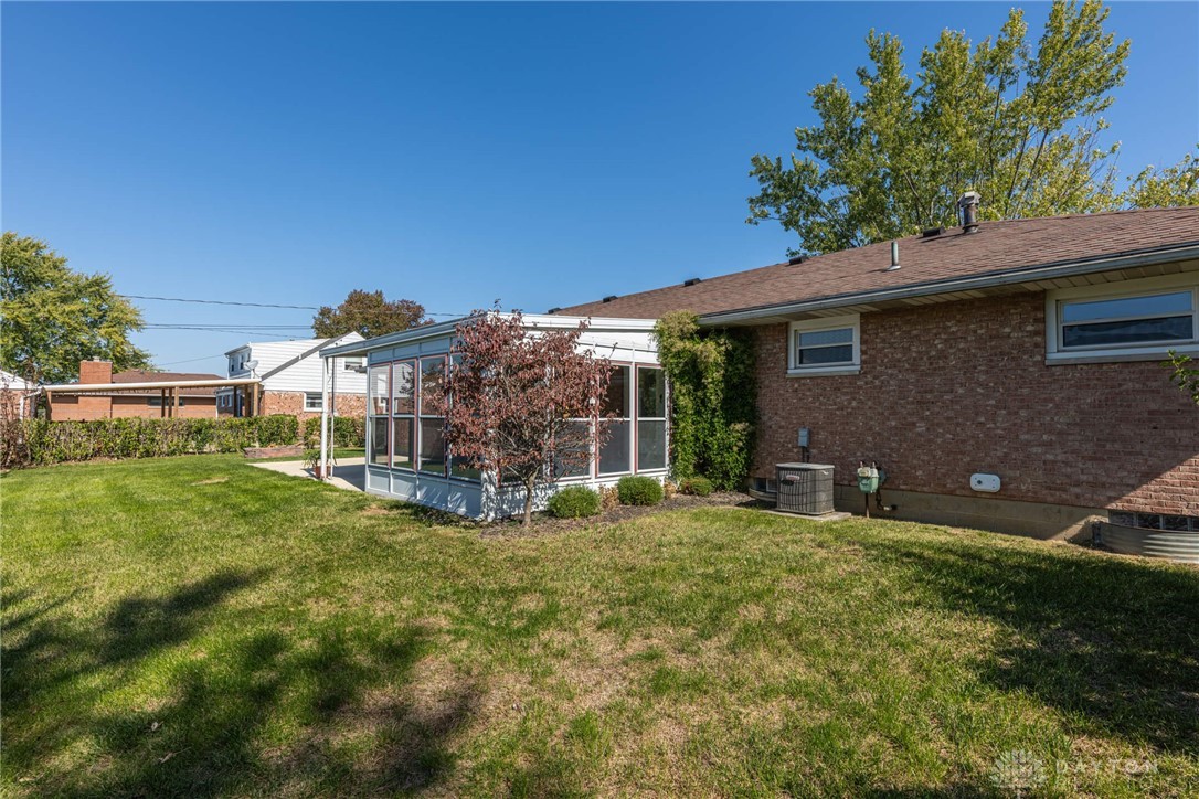 4335 Helena Court, Springfield, Ohio image 31